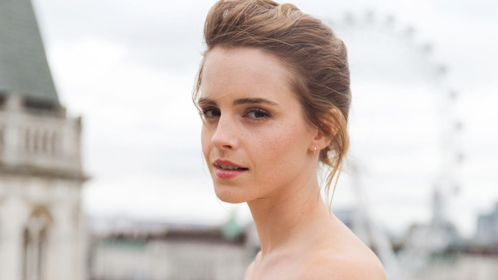 詹姆斯客串主持脱口秀笑点不断,詹姆斯 脱口秀