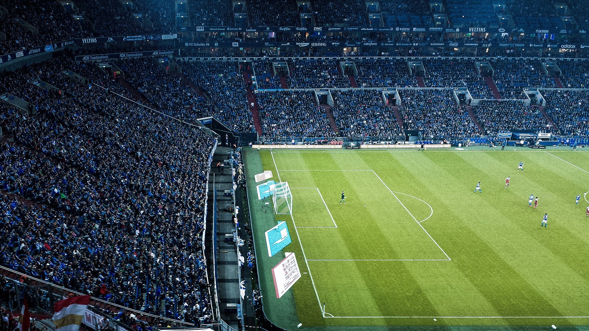 开运app入口-关键封盖：李磊最后封堵对手的必杀球！