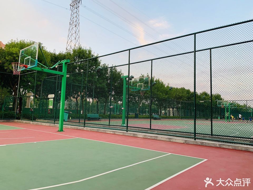 关于开云体育：篮球公园建设如火如荼，全民健身氛围日益浓厚的信息